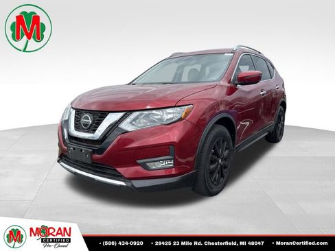 Used 2019 Nissan Rogue FWD image 1