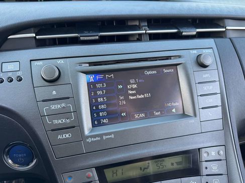 Used 2012 Toyota Prius Three w/ Solar Roof Pkg image 26