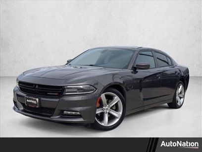 Used 2017 Dodge Charger SXT w/ Plus Group