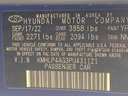 Used 2023 Hyundai Elantra Limited image 33