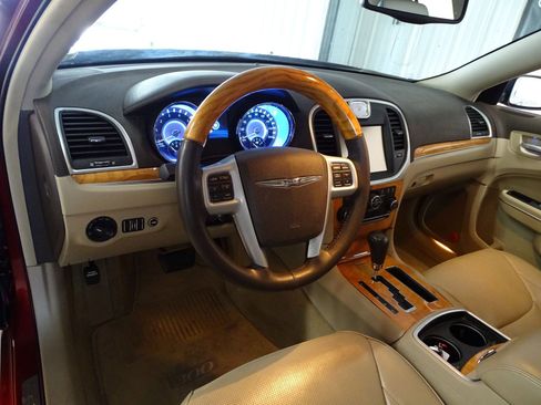 Used 2014 Chrysler 300 C w/ Beats Audio Group AWD/4WD image 15