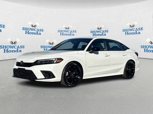 Used 2022 Honda Civic Sport image 2