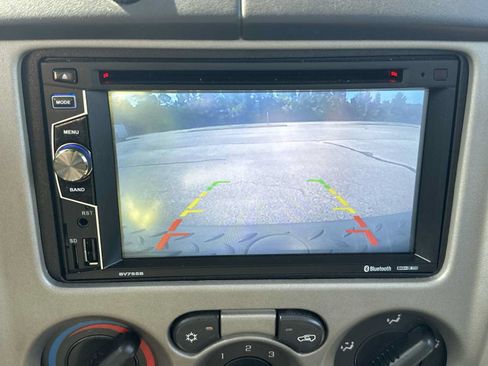 Used 2005 GMC Canyon SLE RWD image 31