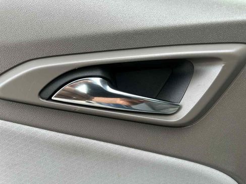 Used 2024 Chevrolet Malibu LS FWD image 39