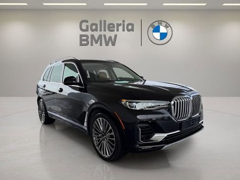 Used 2022 BMW X7 xDrive40i w/ Executive Package image 4