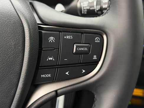 New 2026 Lexus UX 300h AWD image 27