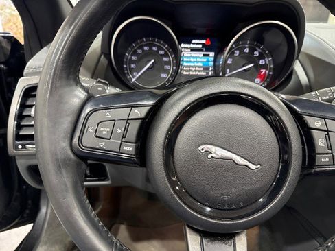 Used 2014 Jaguar F-TYPE Convertible image 81