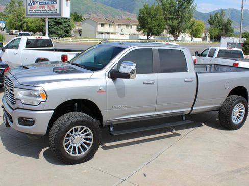 Used 2024 RAM 3500 Laramie w/ Sport Appearance Package AWD/4WD image 41