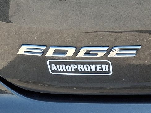 Used 2019 Ford Edge SEL w/ Equipment Group 201A AWD/4WD image 29