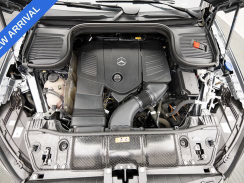 Used 2024 Mercedes-Benz GLE 350 4MATIC w/ AMG Line Exterior image 36