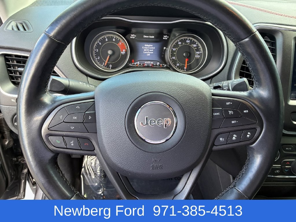Used 2020 Jeep Cherokee Trailhawk AWD/4WD image 16