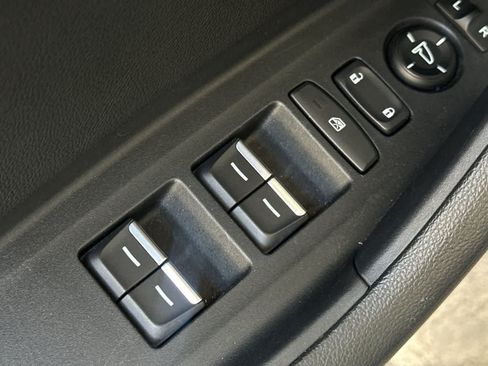 Used 2023 Acura TLX FWD image 14