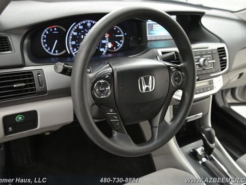 Used 2013 Honda Accord LX image 27
