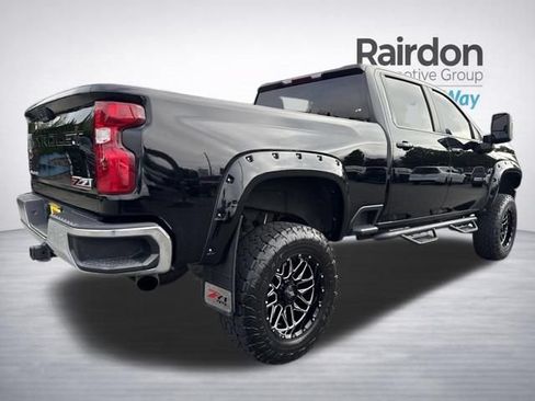 Used 2022 Chevrolet Silverado 2500 LT w/ Convenience Package AWD/4WD image 7