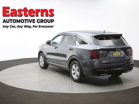 Used 2024 Kia Sorento LX FWD image 65