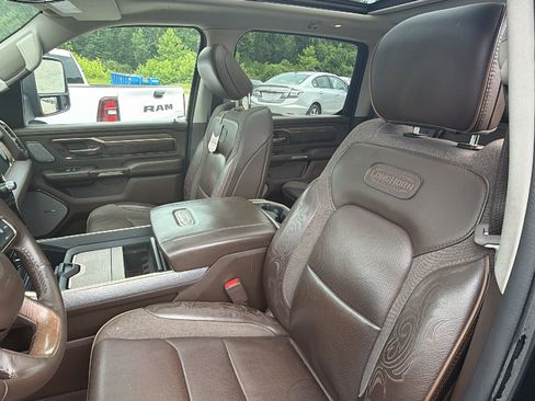 Used 2025 RAM 1500 Limited AWD/4WD image 17