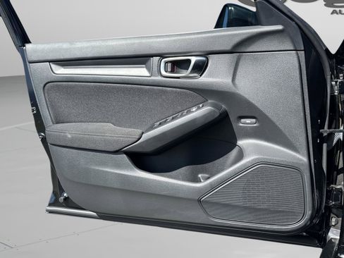 Certified 2025 Honda Civic Sport image 17