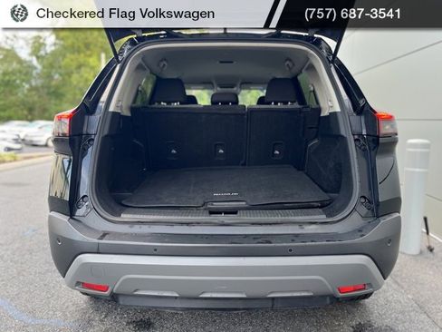 Used 2023 Nissan Rogue SV image 16