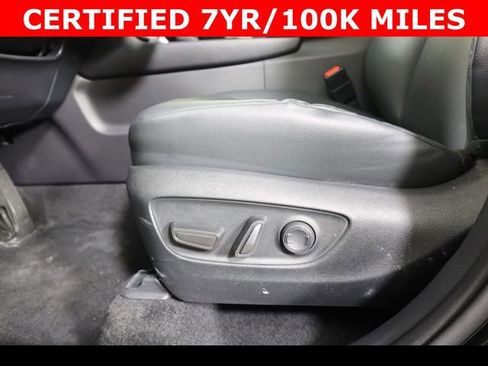Used 2025 Toyota Grand Highlander FWD image 19