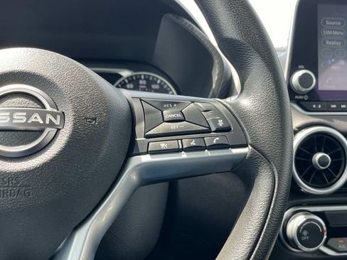 Used 2024 Nissan Sentra SV FWD image 30