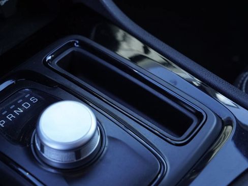 Used 2021 Chrysler 300 S RWD image 19