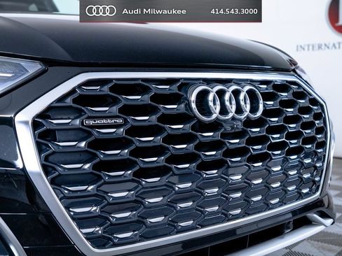 Used 2023 Audi Q5 2.0T Premium w/ Convenience Package AWD/4WD image 14