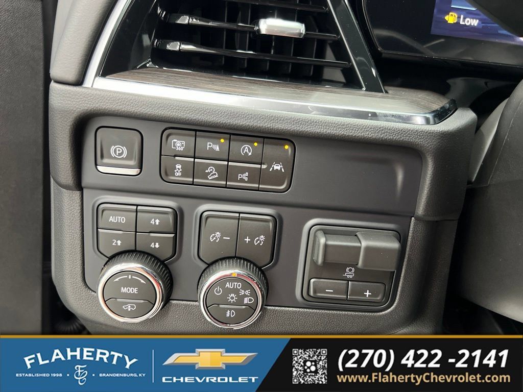 New 2026 Chevrolet Tahoe Z71 w/ Z71 Off-Road Package AWD/4WD image 24