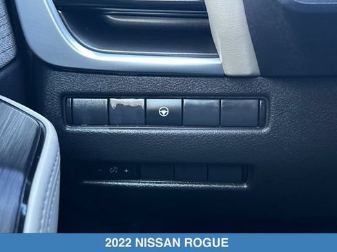 Used 2022 Nissan Rogue SV FWD image 31