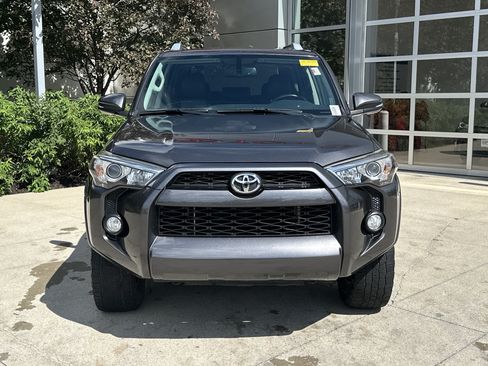 Used 2014 Toyota 4Runner SR5 Premium w/ Convenience Package AWD/4WD image 5