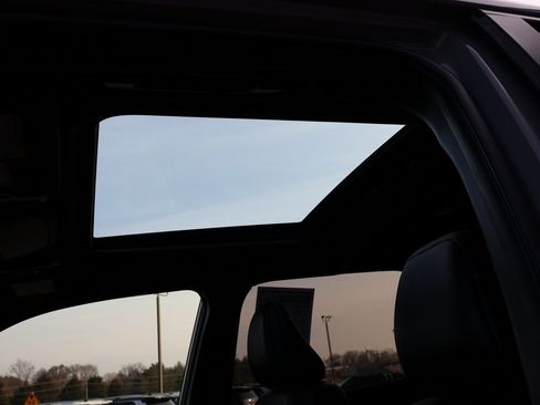 Used 2025 Subaru Forester Sport image 26