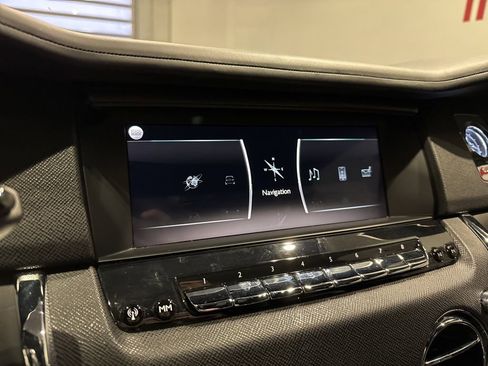 Used 2020 Rolls-Royce Cullinan AWD/4WD image 43