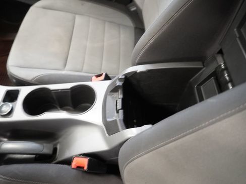 Used 2013 Ford Escape SE FWD image 23