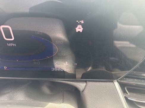 Used 2024 Chevrolet TrailBlazer LT image 16