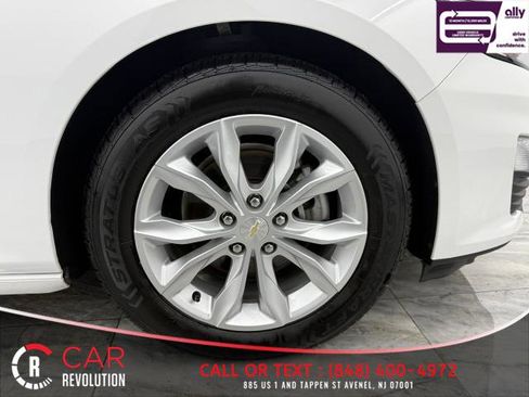 Used 2024 Chevrolet Malibu LT image 9