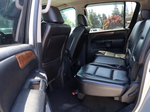 Used 2009 Nissan Armada LE w/ Technology Pkg AWD/4WD image 5