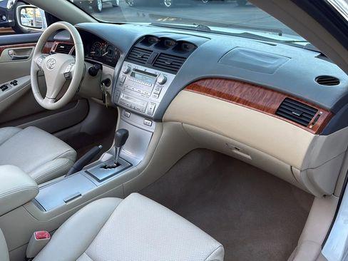 Used 2008 Toyota Solara SLE image 25