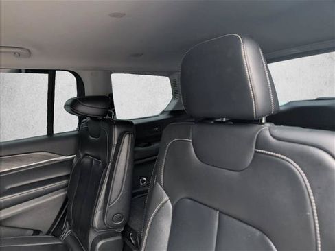 Used 2021 Jeep Grand Cherokee L Limited AWD/4WD image 14