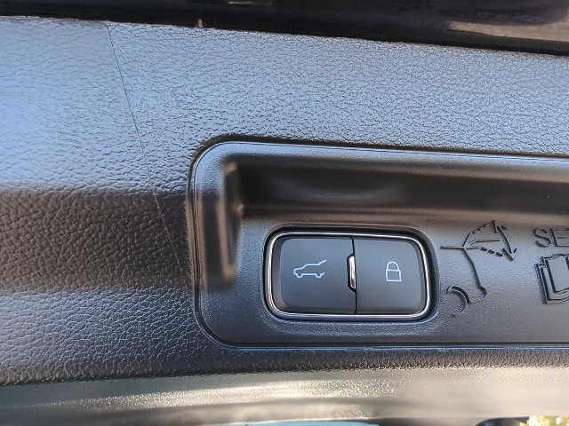 Used 2025 Ford Explorer ST w/ Sun And Sound Package AWD/4WD image 41