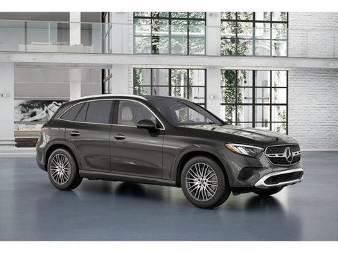 Used 2026 Mercedes-Benz GLC 300 4MATIC image 12