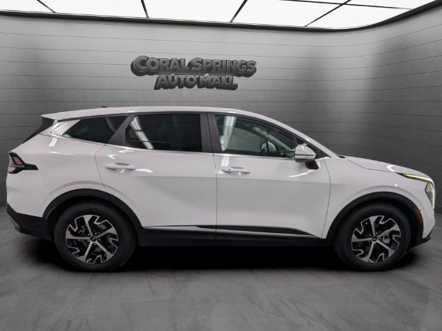 Used 2023 Kia Sportage EX FWD image 8