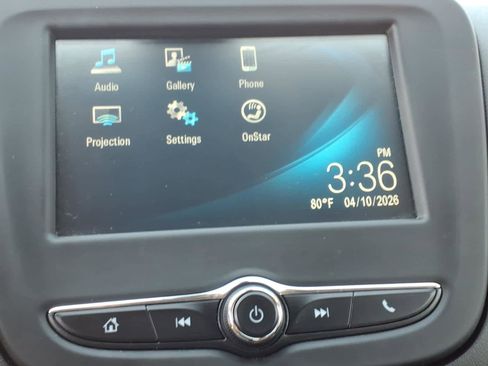 Used 2018 Chevrolet Equinox LT image 20