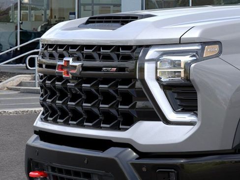 New 2026 Chevrolet Silverado 2500 ZR2 AWD/4WD image 13