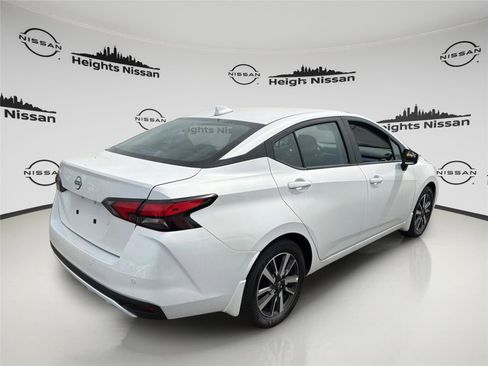 Used 2025 Nissan Versa SV w/ Trunk Package FWD image 5