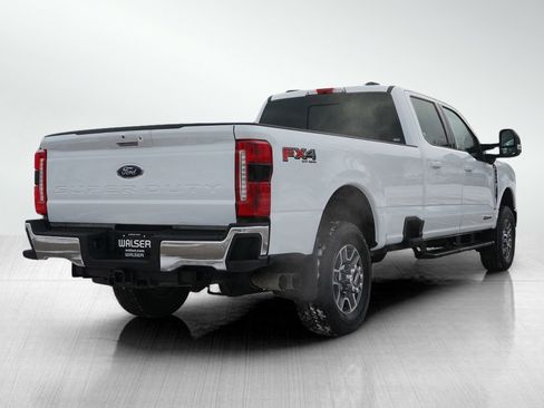 Used 2024 Ford F350 Lariat image 5