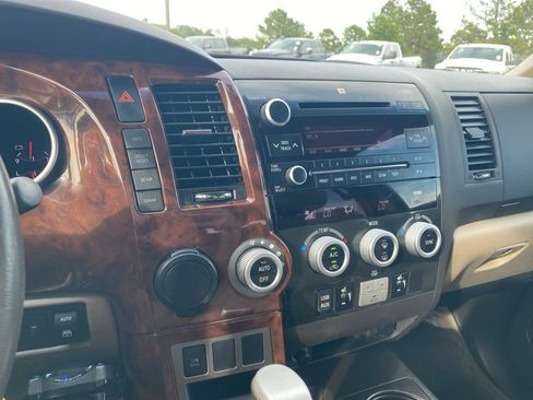 Used 2010 Toyota Sequoia Limited RWD image 20