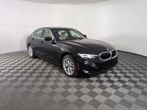 Used 2025 BMW 330i Sedan w/ Convenience Package image 6