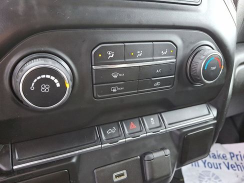 Used 2020 Chevrolet Silverado 1500 Custom image 19