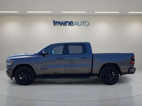 Used 2022 RAM 1500 Laramie AWD/4WD image 2