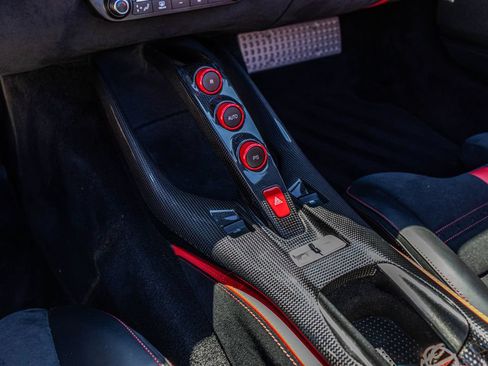 Certified 2022 Ferrari 812 GTS RWD image 5