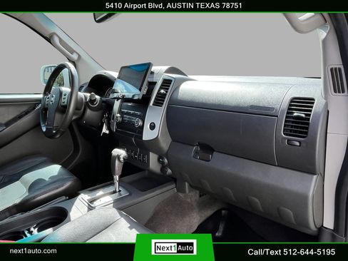 Used 2012 Nissan Frontier PRO-4X w/ Pro-4x Luxury Pkg AWD/4WD image 11